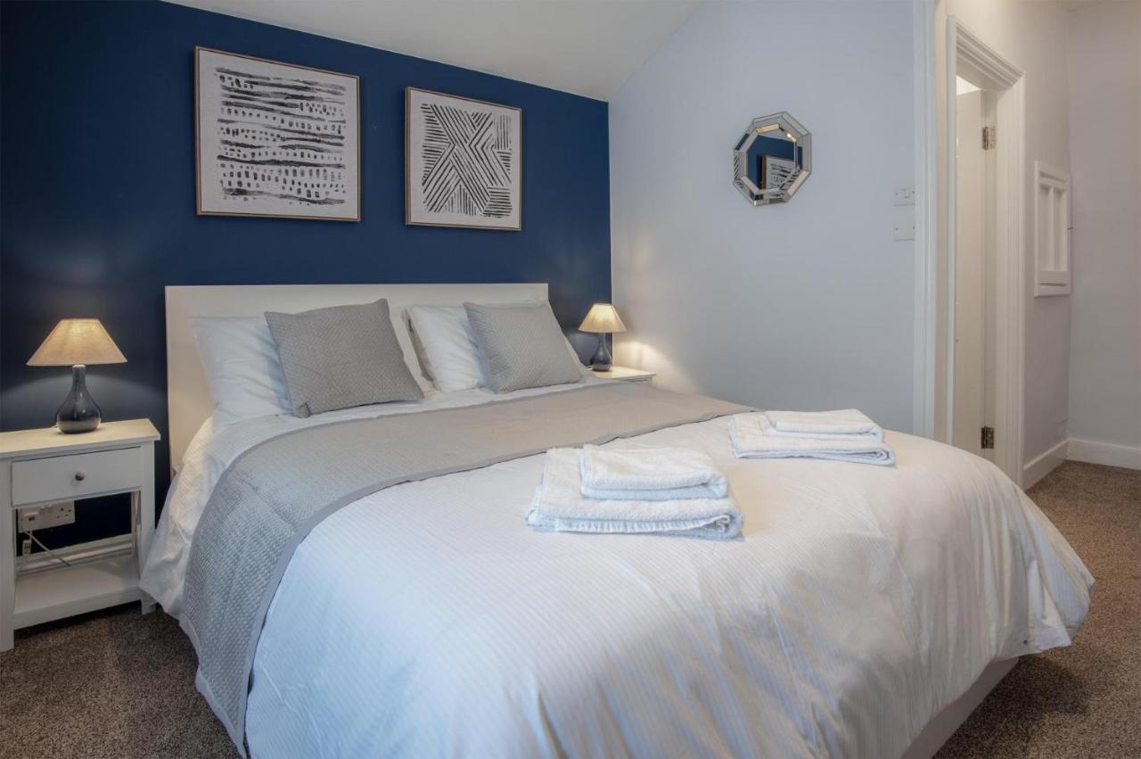 Gwynne House - 6 Bedroom Luxurious Holiday Home - Tenby Harbour Dış mekan fotoğraf